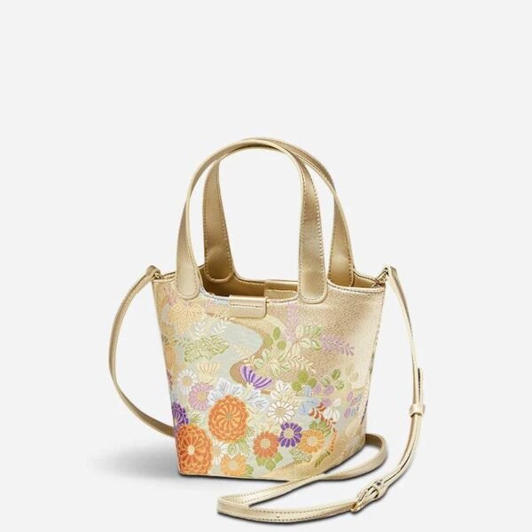 05_Embroidery_Exquisite_Floral_Luxe_Gold_Basket_Bag_P170605 05_Embroidery_Exquisite_Floral_Luxe_Gold_Basket_Bag_P170605