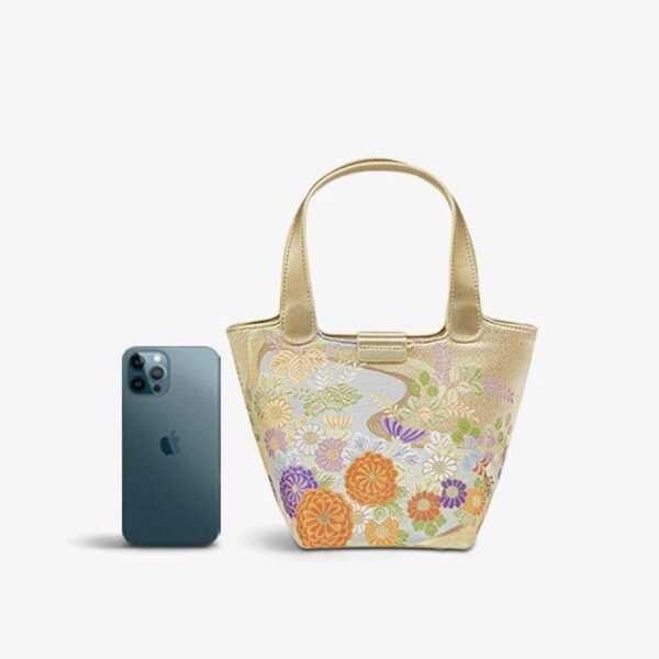 08_Embroidery_Exquisite_Floral_Luxe_Gold_Basket_Bag_P170605 08_Embroidery_Exquisite_Floral_Luxe_Gold_Basket_Bag_P170605