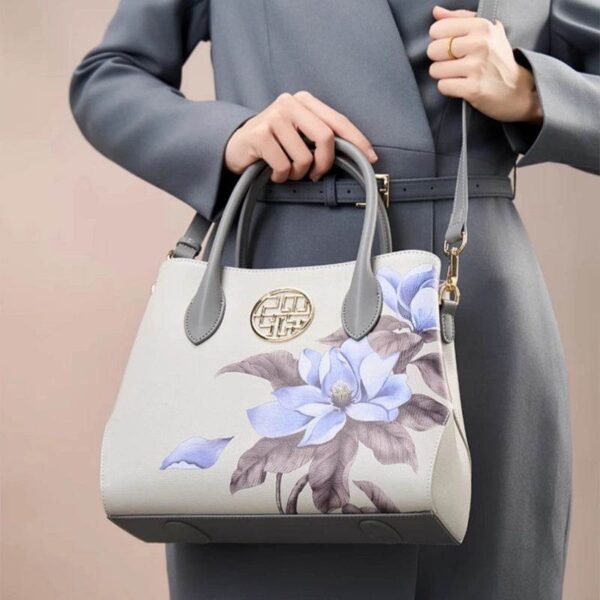 0_シノカルチュラル_レザー_ガーデニア_フローラル_レディース_クロスボディ_ハンドバッグ 0_Sinocultural_Leather_Gardenia_Floral_Women_s_Crossbody_Handbag