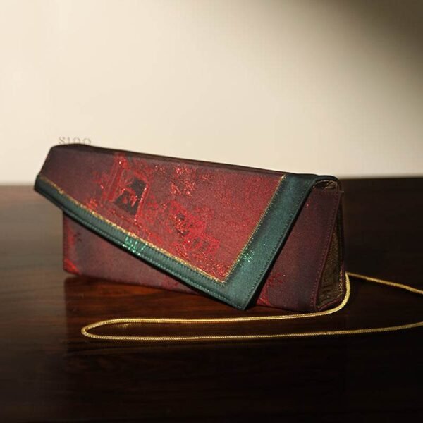 2_GD1202_超軽量_封筒型_クラッチバッグ_リサイクル生地使用_花緒シルク_216g 2_GD1202_Ultra-Light_Envelope_Clutch_Handbag_in_Recycled_Fabric_with_Hualuo_Silk_216g