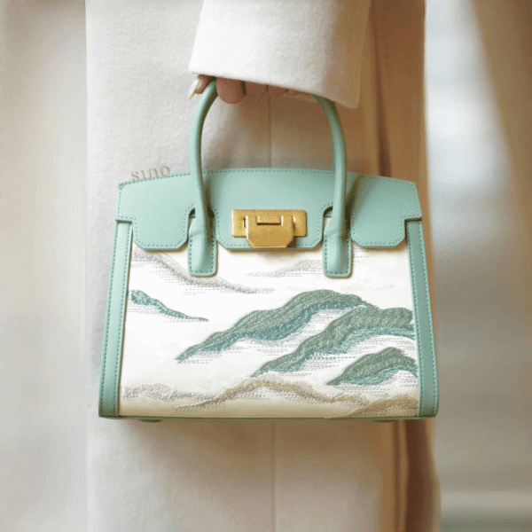 7_刺繍_レザー_エレガント_バーキン_ハンドバッグ_雲_山_P120659-1 7_Embroidery_Leather_Elegant_Birkin_Handbag_Cloud_Mountain_P120659-1