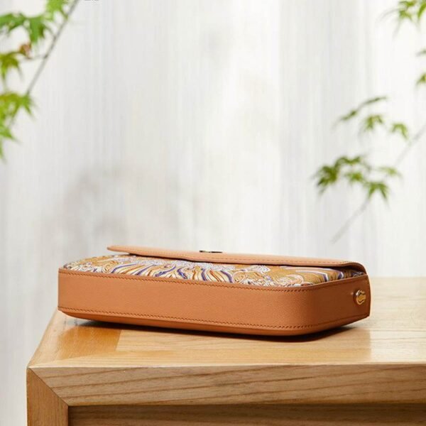 Brocade_Jacquard_Chic_Elegant_Lady_Clutch_Bag_-_SinoCultural-2462544 Brocade_Jacquard_Chic_Elegant_Lady_Clutch_Bag_-_SinoCultural-2462544