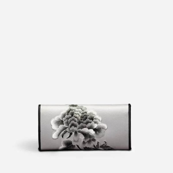 Chinese_Handcraft_Embroidery_Floral_Slim_Handheld_Wallet_-_SinoCultural-2467433 Chinese_Handcraft_Embroidery_Floral_Slim_Handheld_Wallet_-_SinoCultural-2467433