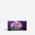 Chinese_Handcraft_Embroidery_Floral_Slim_Handheld_Wallet_-_SinoCultural-2467439