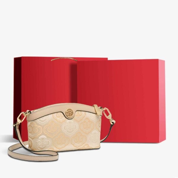 Embroidery_Leather_Clutch_Bag_Auspicious_Clouds_-_SinoCultural-2472191 Embroidery_Leather_Clutch_Bag_Auspicious_Clouds_-_SinoCultural-2472191