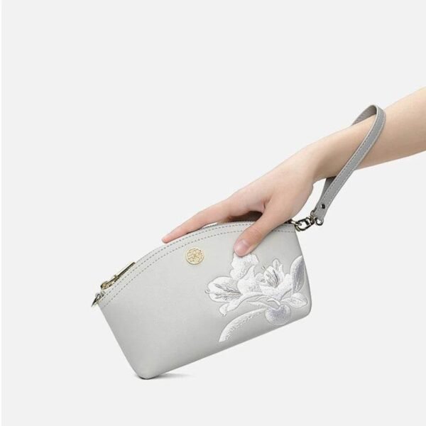 刺繍_レザー_グレー_椿_レディースハンドバッグ_財布_中文2473222 Embroidery_Leather_Grey_Camellia_Women_Handbag_Wallet_-_SinoCultural-2473222