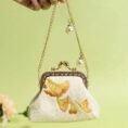 Embroidery_Vintage_Mini_Coin_Kiss_Lock_Purse_Wallet_-_SinoCultural-2477576