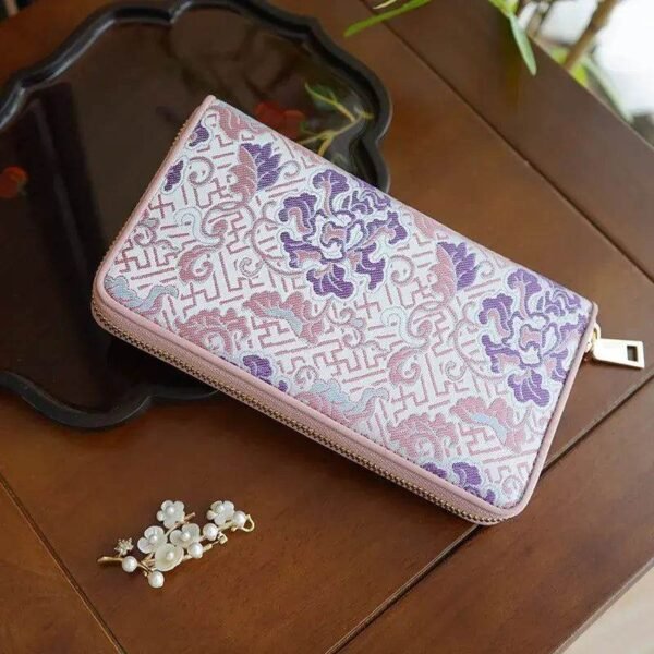 Fragrant_Cloud_Silk_Cloud_Brocade_Heritage_Clutch_Wallet_-_SinoCultural-2478567 Fragrant_Cloud_Silk_Cloud_Brocade_Heritage_Clutch_Wallet_-_SinoCultural-2478567