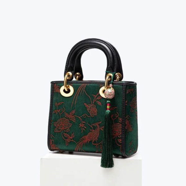 香り_雲_シルク_ヴィンテージ_牛革_ハンドバッグ_ペンダント付き_中文-2479529 Fragrant_Cloud_Silk_Vintage_Cowhide_Handbag_with_Pendant_-_SinoCultural-2479529