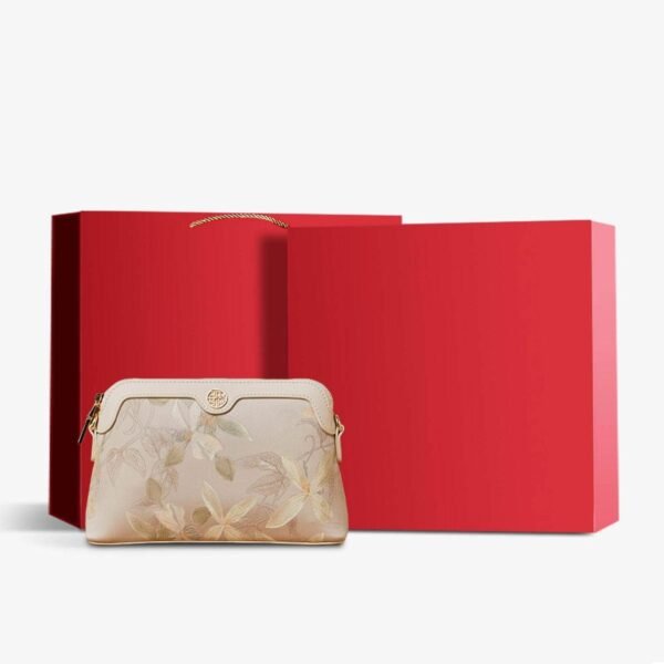 Mulberry_Silk_Leather_Exquisite_Jacquard_Clutch_Bag_-_SinoCultural-2481792 Mulberry_Silk_Leather_Exquisite_Jacquard_Clutch_Bag_-_SinoCultural-2481792