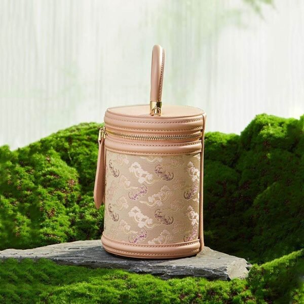 歌_ブロケード_レザー_バケット_シリンダー_バッグ_-_中文-2483308 Song_Brocade_Leather_Bucket_Cylinder_Bag_-_SinoCultural-2483308