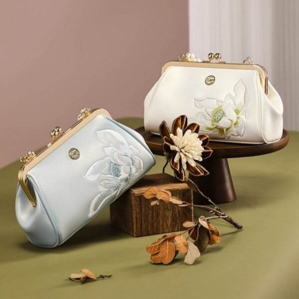 a_Embroidery_Leather_Kiss_Lock_Clutch_Bag_Lotus_Evening_Handbag a_Embroidery_Leather_Kiss_Lock_Clutch_Bag_Lotus_Evening_Handbag