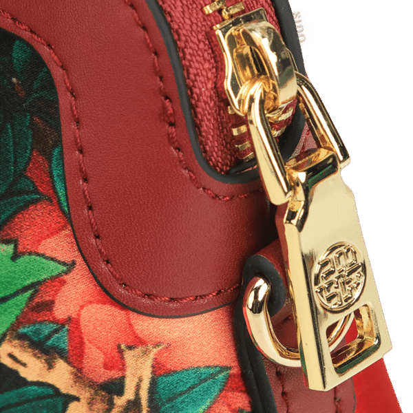 ハンドメイド花柄刺繍クラッチ・クローズアップ-09-詳細 handmade-floral-embroidery-clutch-closeup-09-detail