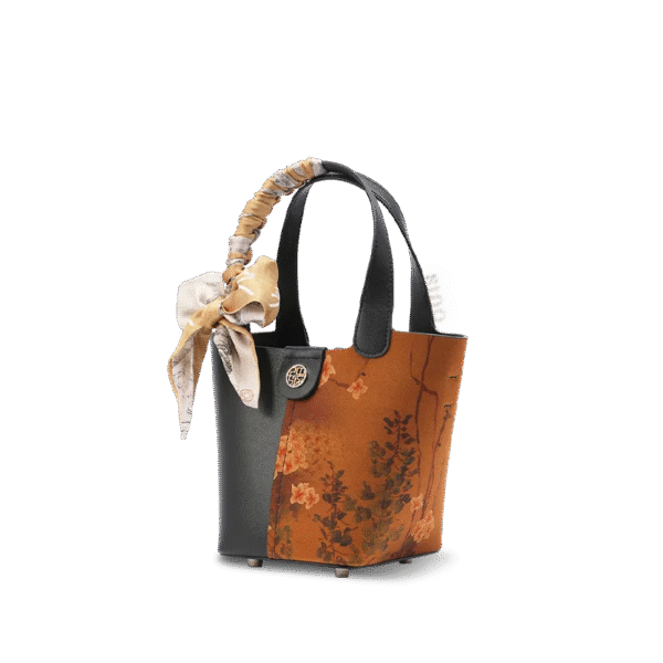 xiangyunsha-silk-plum-blossom-handbag-side xiangyunsha-silk-plum-blossom-handbag-side